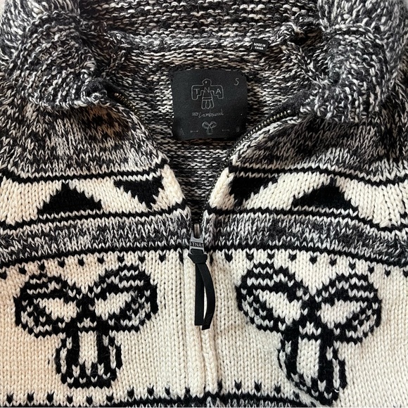 Tna cowichan black and cream lambswool knit zip up sweater - Picture 4 of 4